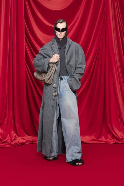 Look 33